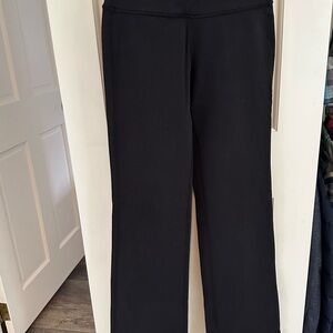 Women’s Black flare yoga pants - Lululemon